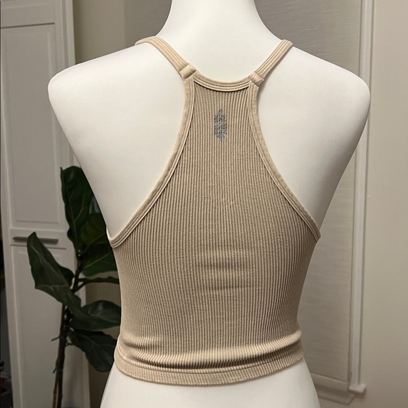 Free People Tank 💗 - Picture 3 of 5